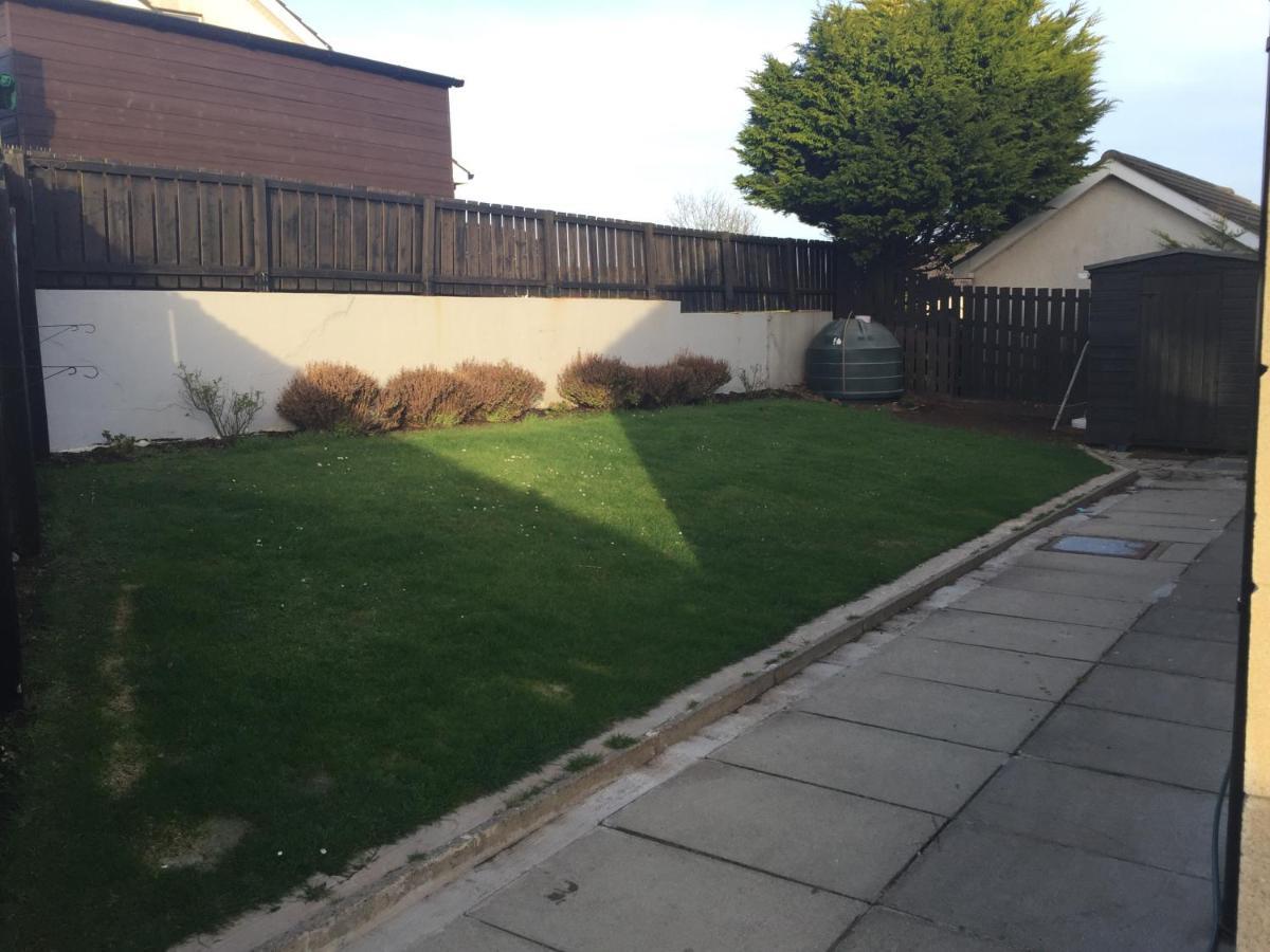Holiday Home In Ballycastle - Fainne Na Cairde Dış mekan fotoğraf