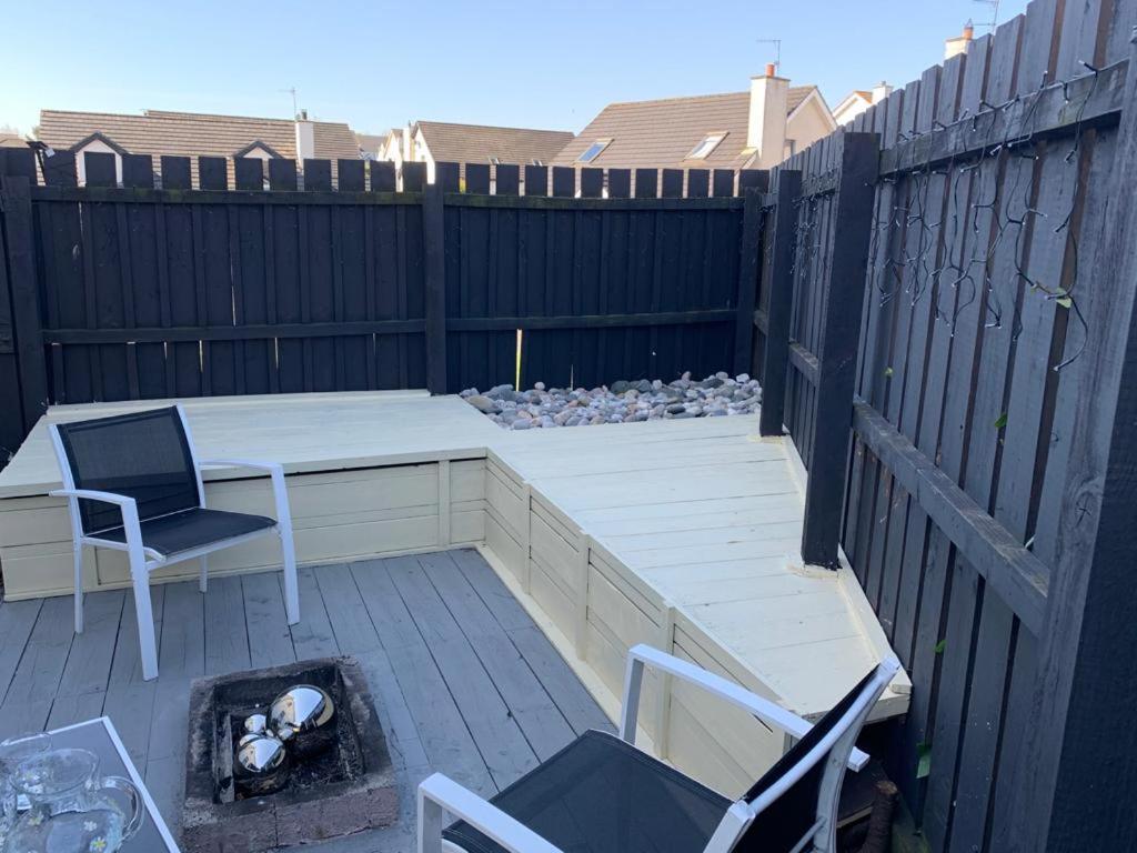 Holiday Home In Ballycastle - Fainne Na Cairde Dış mekan fotoğraf