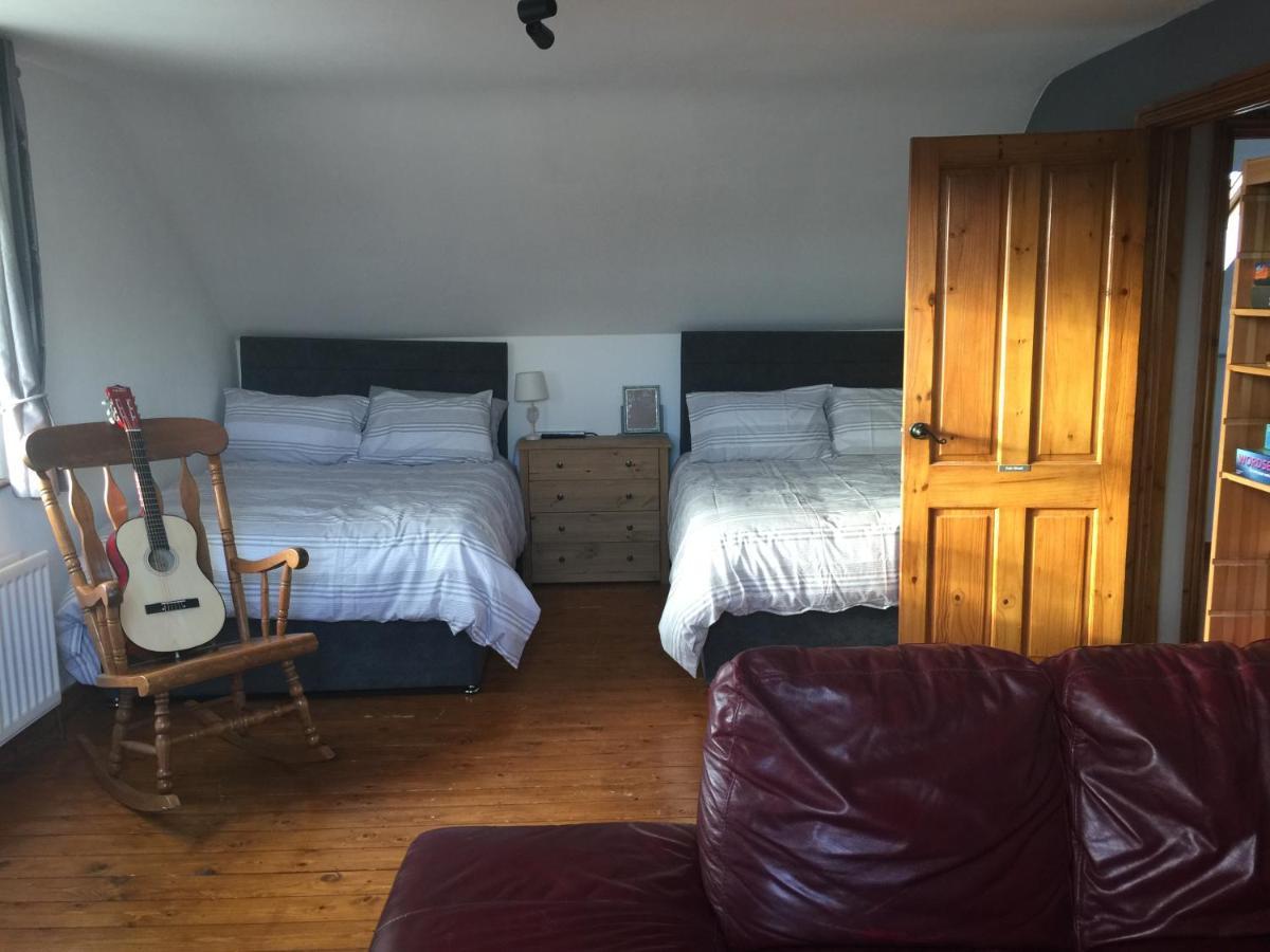 Holiday Home In Ballycastle - Fainne Na Cairde Dış mekan fotoğraf